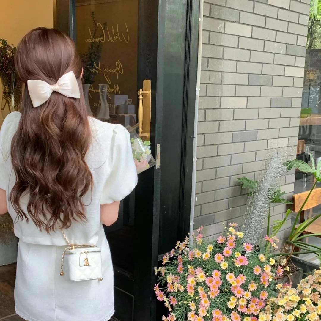 鬼府访客